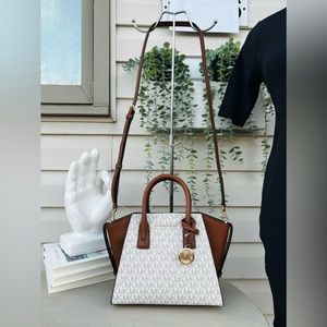 Mk avril small satchel